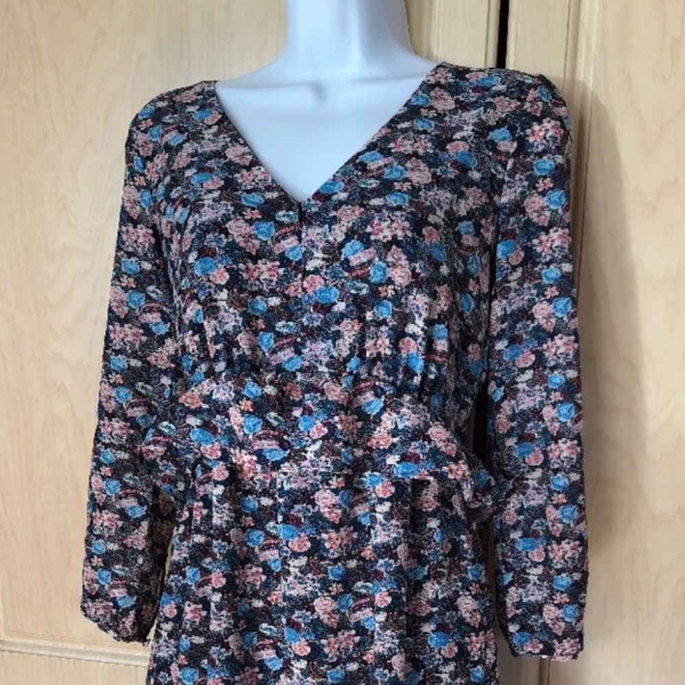 J Crew ruffle hem dress in  Paisley size 00 NWT